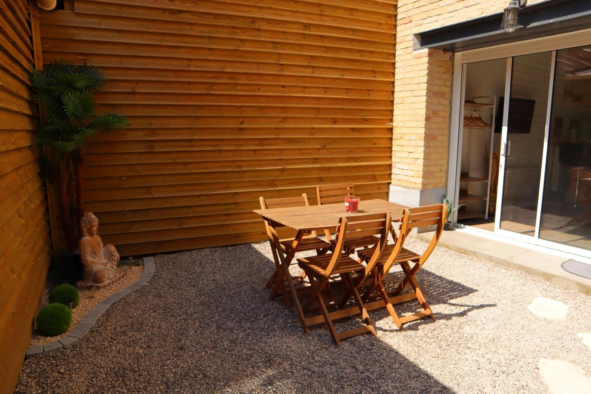 Appartement - Parking Prive Gratuit, Proche Centre-Ville Et Gare De Saint-Omer Saint-Omer (Pas-de-Calais) Exterior foto